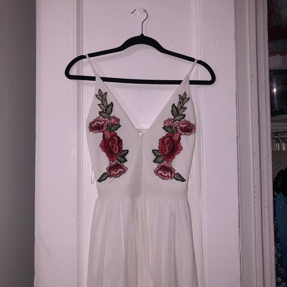 White floral maxi dress